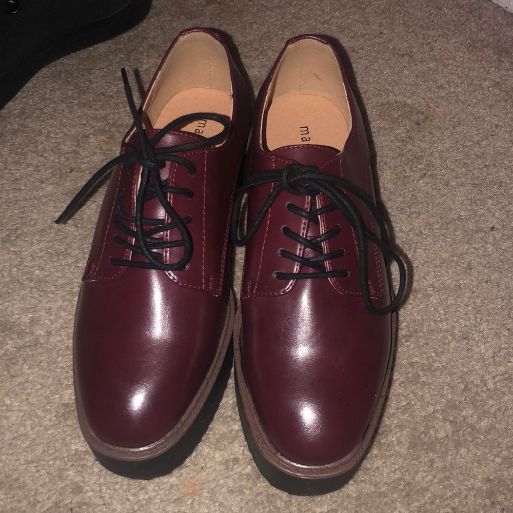 Steven madden burgundy platforms